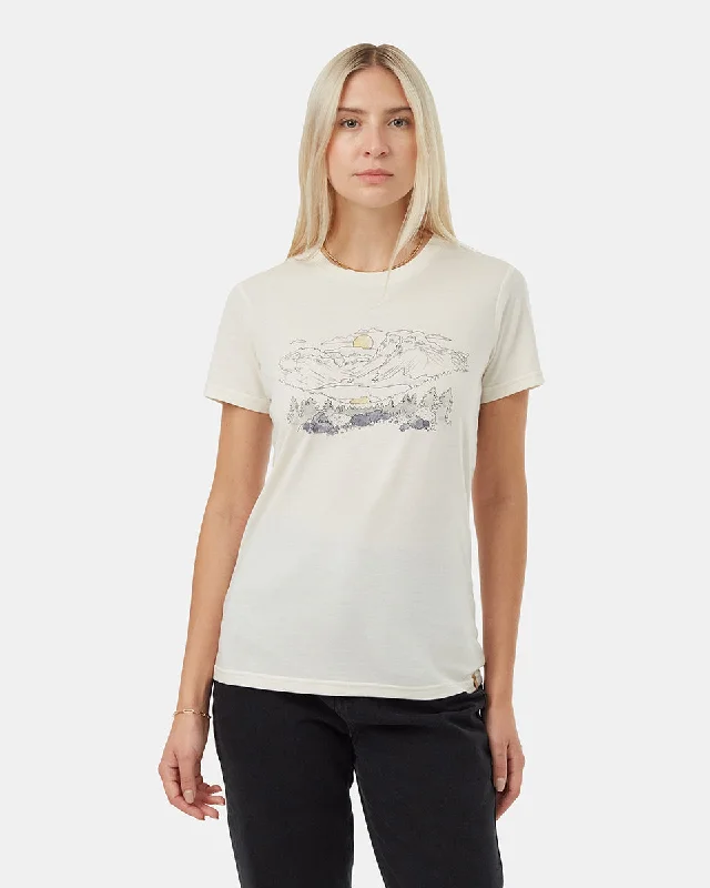 Mountain Scene T-Shirt coral tank top