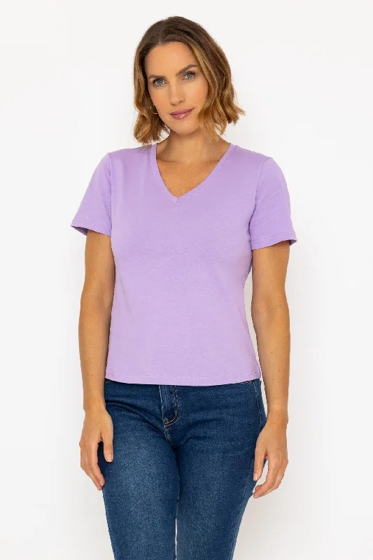 Short Sleeve V-Neck Tee in Purple